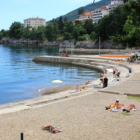 Apartments With A Parking Space Lovran, Opatija - 7705 外观 照片
