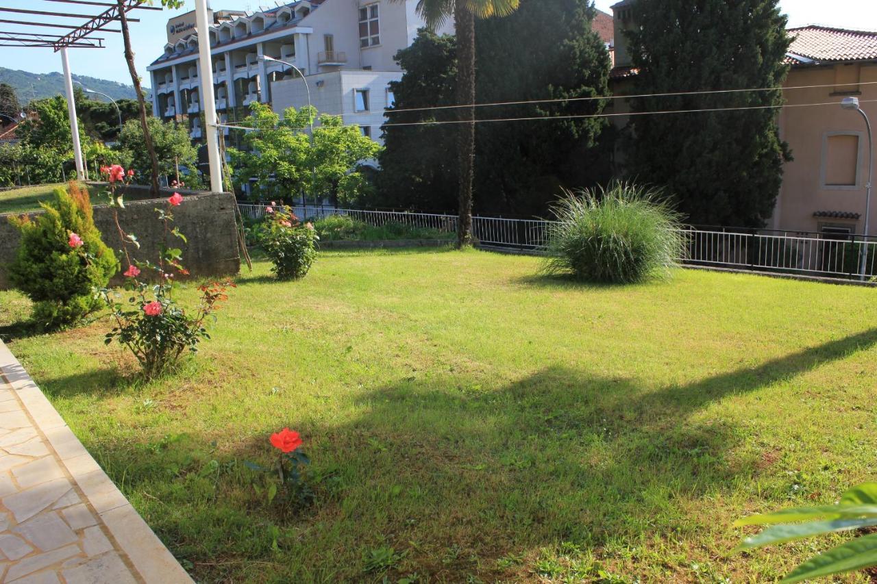 Apartments With A Parking Space Lovran, Opatija - 7705 外观 照片