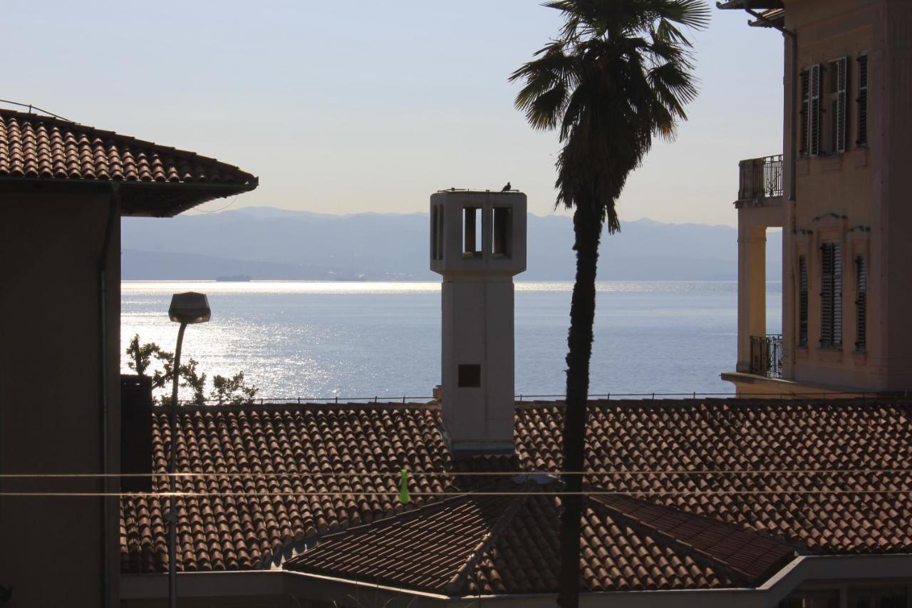 Apartments With A Parking Space Lovran, Opatija - 7705 外观 照片